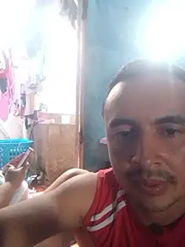 Živá chatovací místnost paradice87