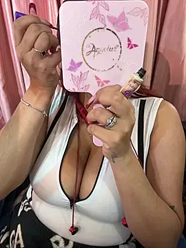 Nicol_V Live Chatraum
