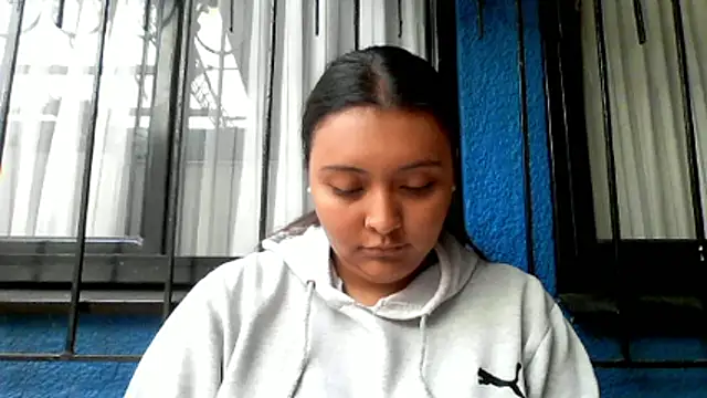 Rush_rosee_150 – live chatrum