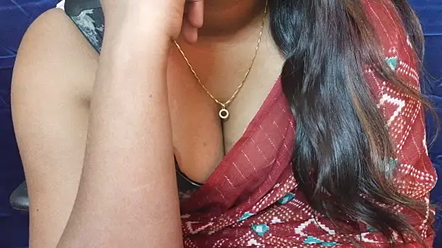 Chat soba uživo modela Tanuja-Sexy