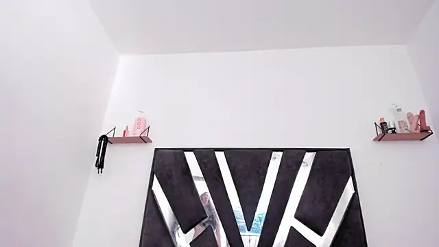 Demy_Rhoades Live Chatraum