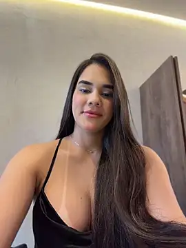 BellaLeclair Live Chatrum