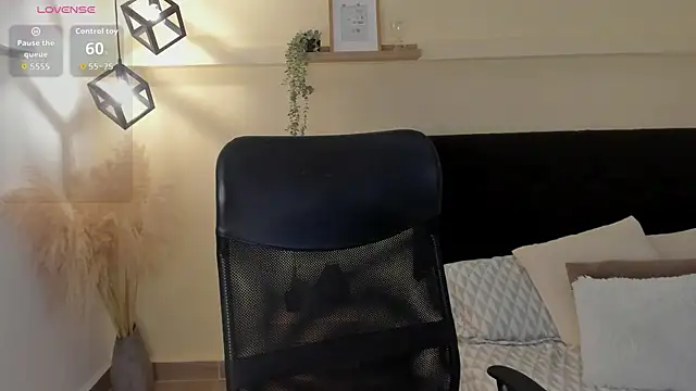 Chat soba uživo modela antonellacooper__