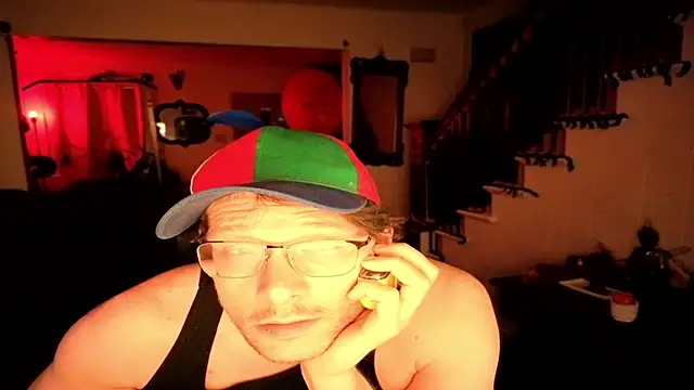 MasterDaddyCool live-chat rom