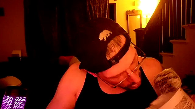 Živá chatovací místnost MasterDaddyCool