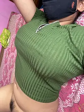 โชว์เซ็กส์แคมถ่ายทอดสดของ Hot-AngoriBhabhi