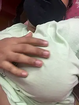 Hot-AngoriBhabhi – live chatrum