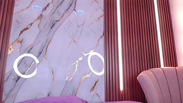 aixa_show Adlı Modelin Canlı Sohbet Odası