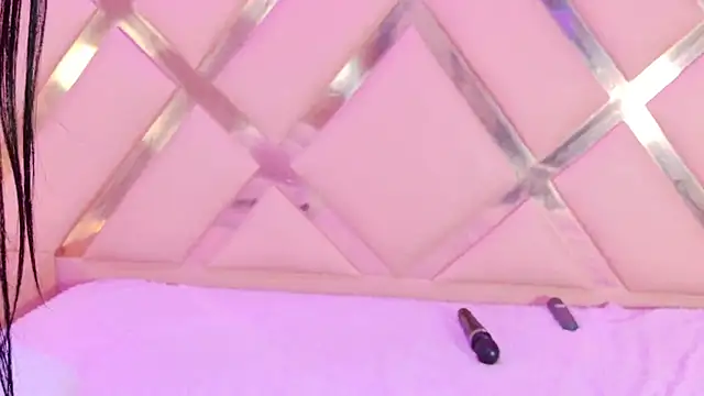 SamantaKane Live Chatraum