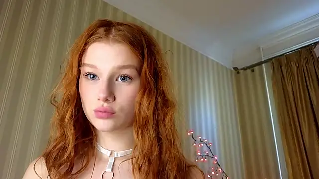 Pokój czatu na żywo – Juuulia_