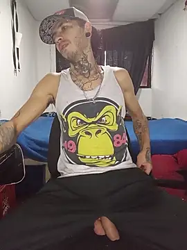 Tattoboy19cmのライブチャットルーム
