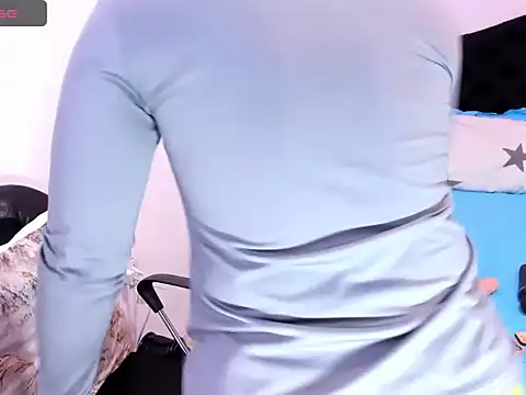 Chat soba uživo modela Pauline_Fox