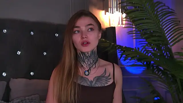 חדר צ'אט בשידור חי של AriWild