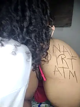 חדר צ'אט בשידור חי של Bel_amour777