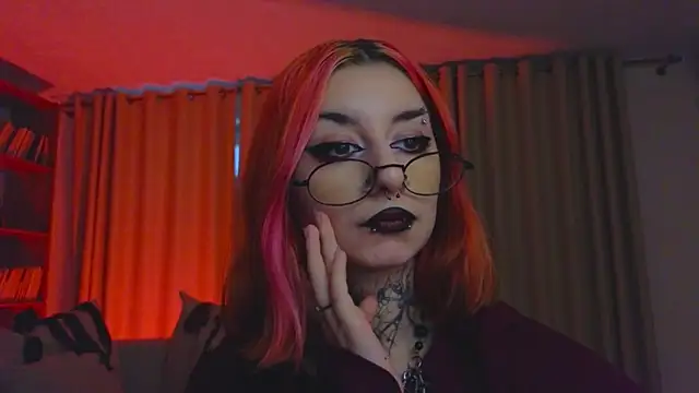 Chat soba uživo modela Mistress__Marcelline