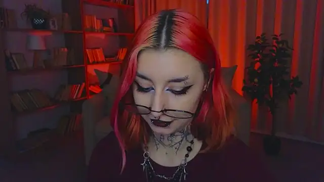 Chat soba uživo modela Mistress__Marcelline