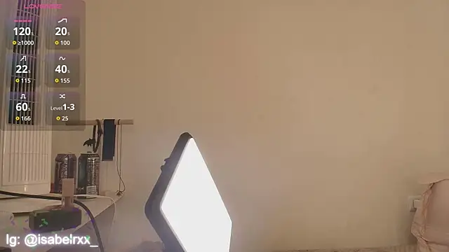 IsabelCortes' Live Chat Room