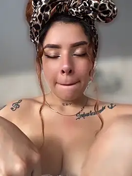 Phòng Chat Trực Tiếp Jensen-Hally