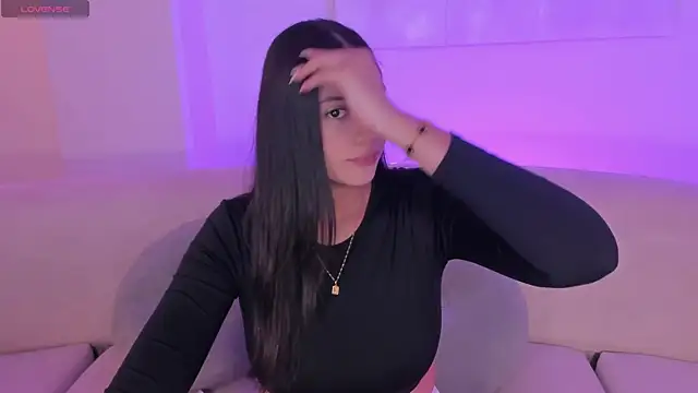 AmbarJames_ чат на живо