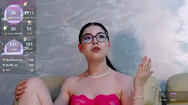 KaylaLewys Adlı Modelin Canlı Sohbet Odası