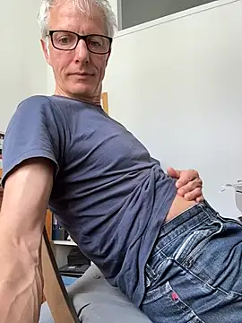 SexyLeon8のライブチャットルーム