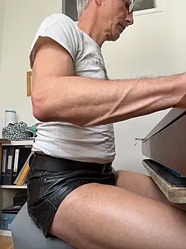 Chat ao vivo de SexyLeon8