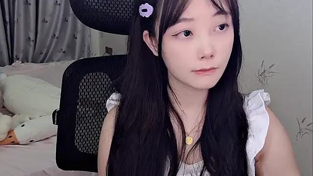 puppy-999's Live Chat Room