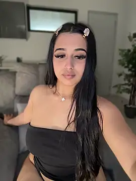 LilMisIndianx's Live Chat Room