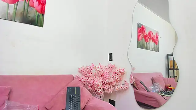 pinky_f00x чат на живо