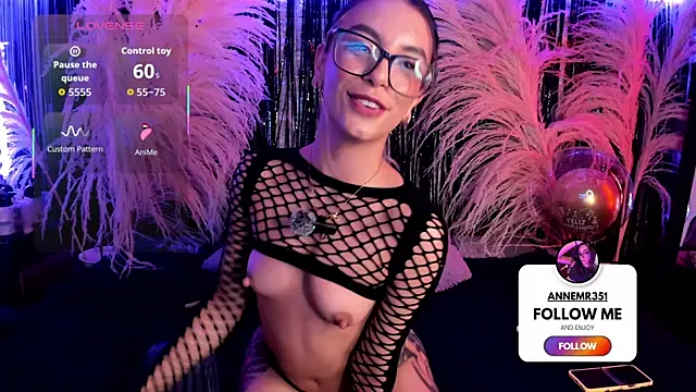 MaryAnneeXOO: онлайн-чат