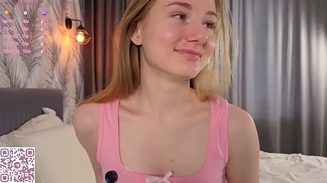 ElvinaRose Adlı Modelin Canlı Sohbet Odası