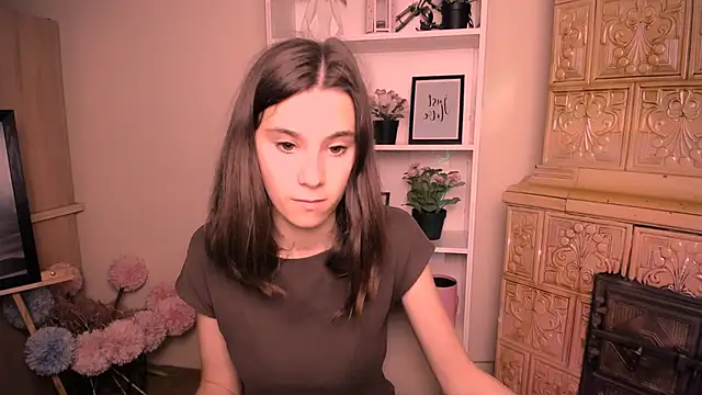 RosaRay_'s Live Chat Room