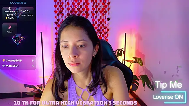 Sarasavage Live Chatraum