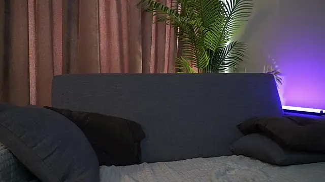 Chat soba uživo modela dollylovs