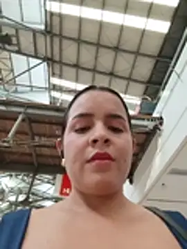 Julieth_hot-69 Adlı Modelin Canlı Sohbet Odası