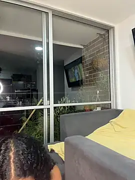 Phòng Chat Trực Tiếp AndresXXXSHOWS