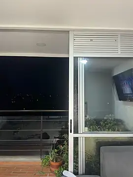 Živá chatovací místnost AndresXXXSHOWS