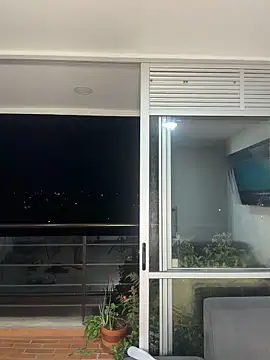 AndresXXXSHOWS Adlı Modelin Canlı Sohbet Odası