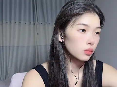 YUNA-kpop – Naživo chatovacia miestnosť