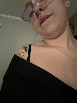 Mamachulita's Live Chat Room