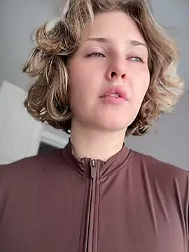 חדר צ'אט בשידור חי של KellyKeler