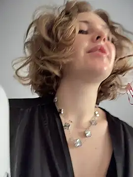 Živá chatovací místnost KellyKeler