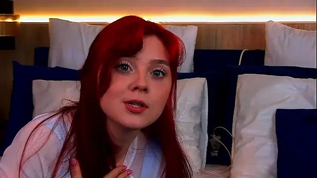 Chatroom en direct de Nora__Ray