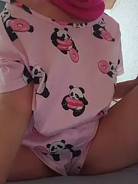 Hottiesophie Adlı Modelin Canlı Sohbet Odası