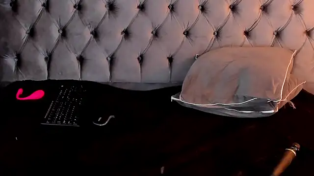 Sala de chat ao vivo de Anya_Belth