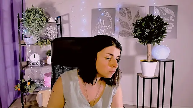 חדר צ'אט בשידור חי של MartaEdams