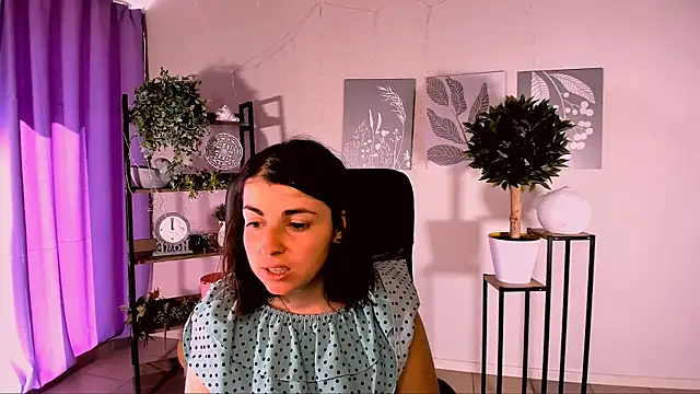 MartaEdams – live chatrum
