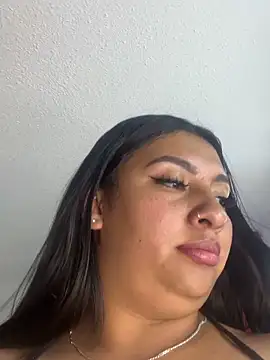 Živá chatovací místnost Issa_Santana