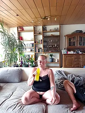 Živá chatovací místnost _Becca_und_Nimmersatt_