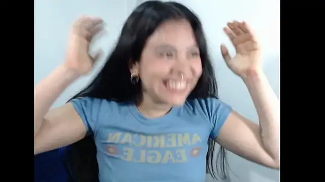 EloiseJun чат на живо